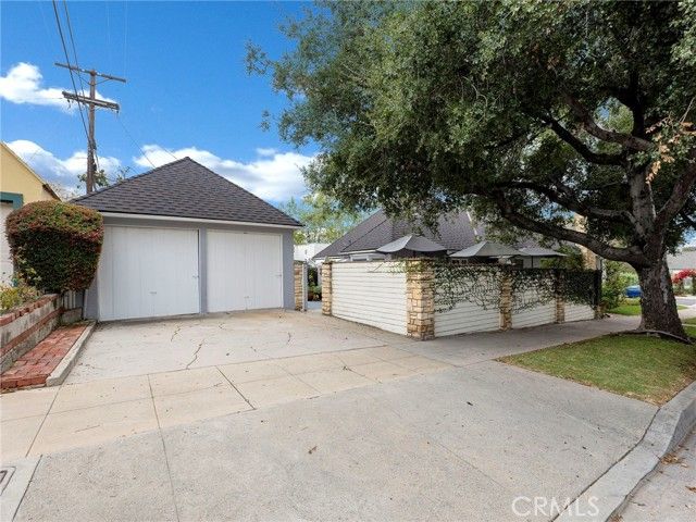 1152 N Cedar, Glendale, CA 91207