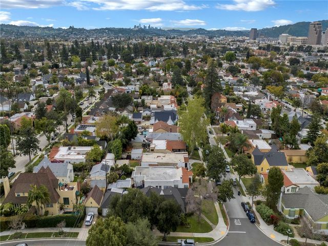 1152 N Cedar, Glendale, CA 91207