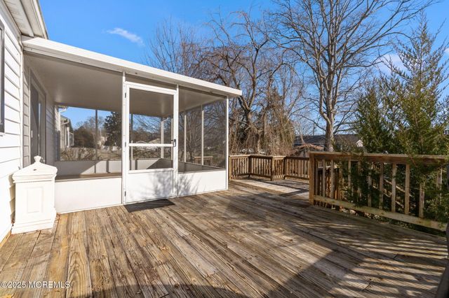 110 Crescent Drive, Brick, NJ 08724