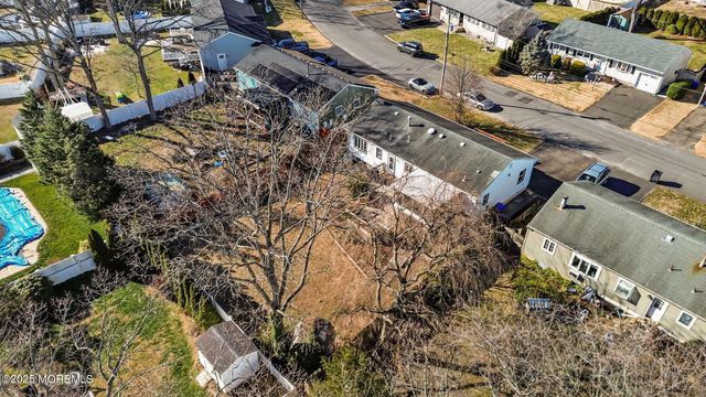 110 Crescent Drive, Brick, NJ 08724