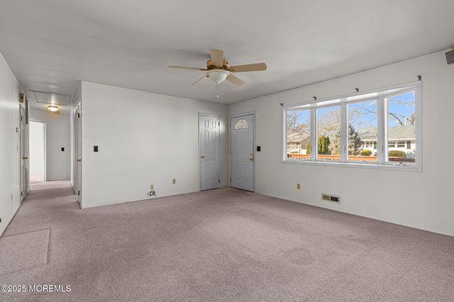 110 Crescent Drive, Brick, NJ 08724