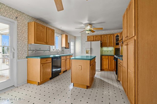 110 Crescent Drive, Brick, NJ 08724