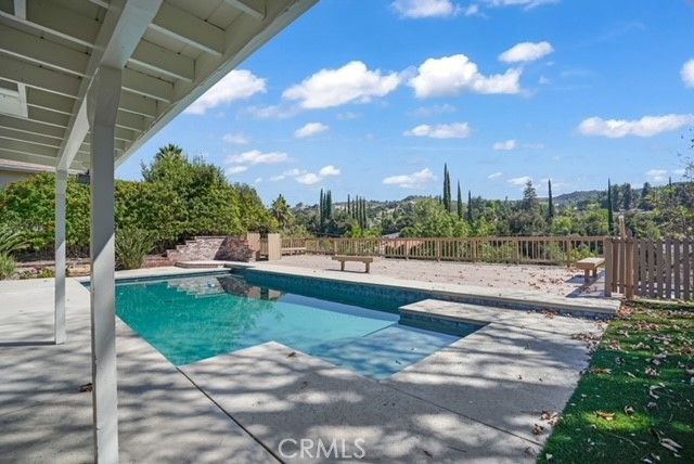 22740 Liberty Bell Road, Calabasas, CA 91302