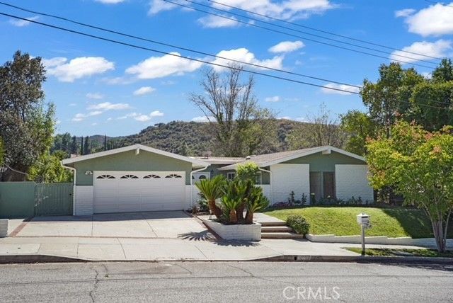 22740 Liberty Bell Road, Calabasas, CA 91302