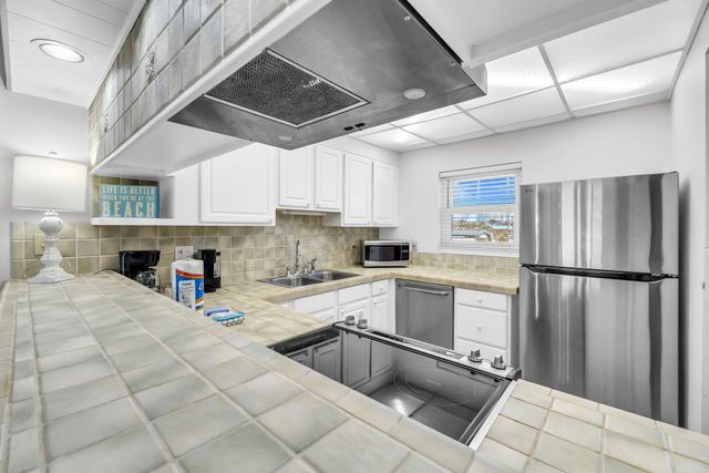 770 Sundial Court UNIT 208, Fort Walton Beach, FL 32548