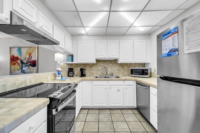 770 Sundial Court UNIT 208, Fort Walton Beach, FL 32548