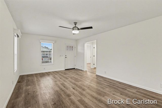 1283 E Ellis Road 31, Norton Shores, MI 49441