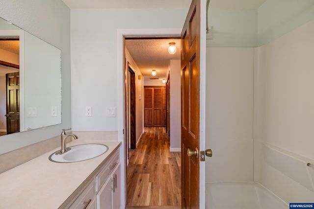 3305 Davidson St SE, Albany, OR 97322
