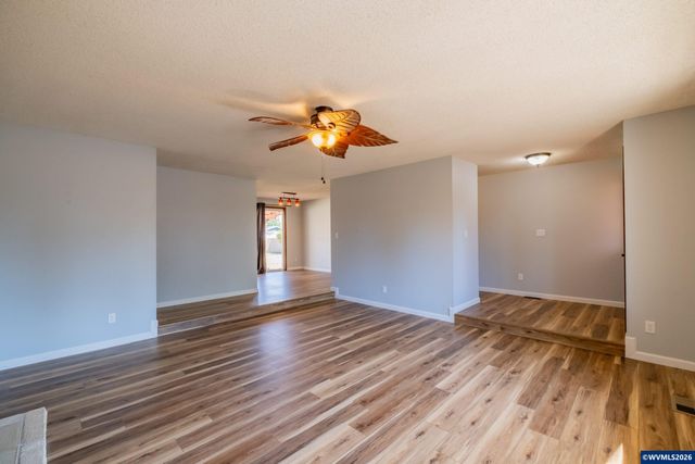 3305 Davidson St SE, Albany, OR 97322