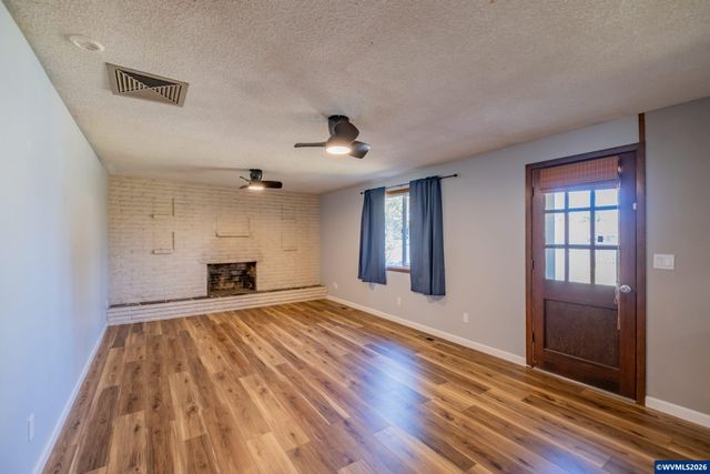 3305 Davidson St SE, Albany, OR 97322