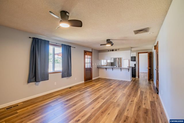 3305 Davidson St SE, Albany, OR 97322