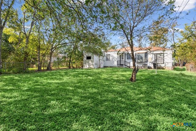 811 N 6th Street, Temple, TX 76501