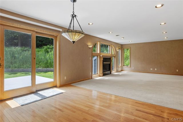1103 Rail Fence Road, Camillus, NY 13031