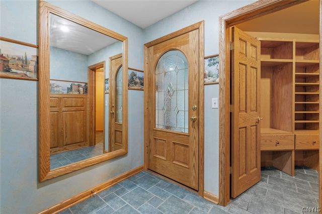 1103 Rail Fence Road, Camillus, NY 13031