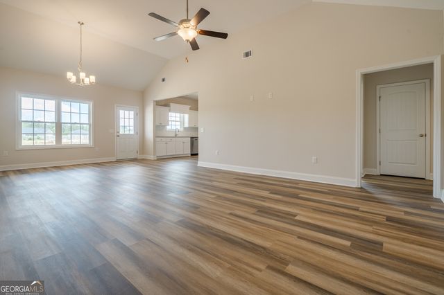 276 Freshwater Lane NE, Ludowici, GA 31316