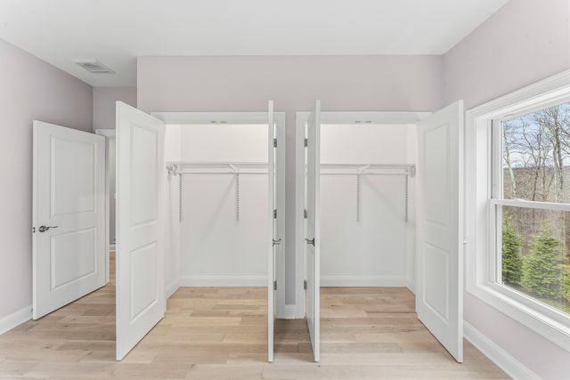 383 Leonard Road, Middlebury, CT 06762