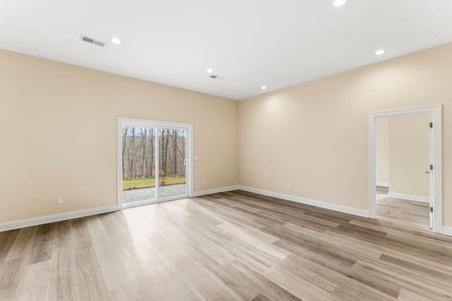 383 Leonard Road, Middlebury, CT 06762