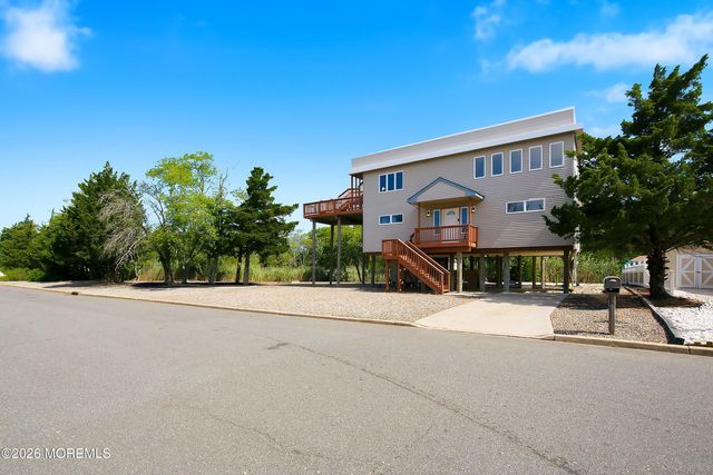 369 Tuscarora Avenue, Waretown, NJ 08758