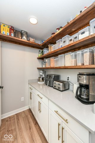 12565 Cheddar Court, Noblesville, IN 46060