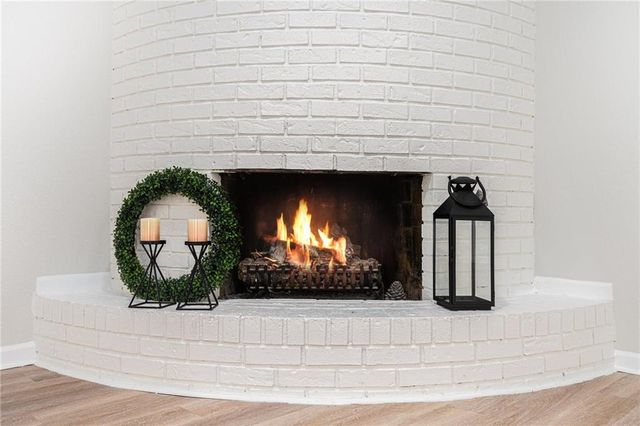 124 Johnson Road, Liberty, MO 64068