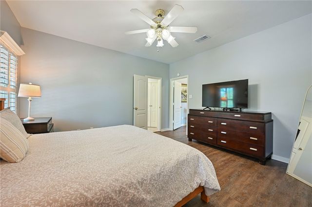 5601 Hampton Court, Bryan, TX 77802