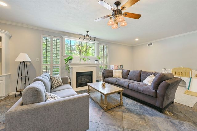 5601 Hampton Court, Bryan, TX 77802