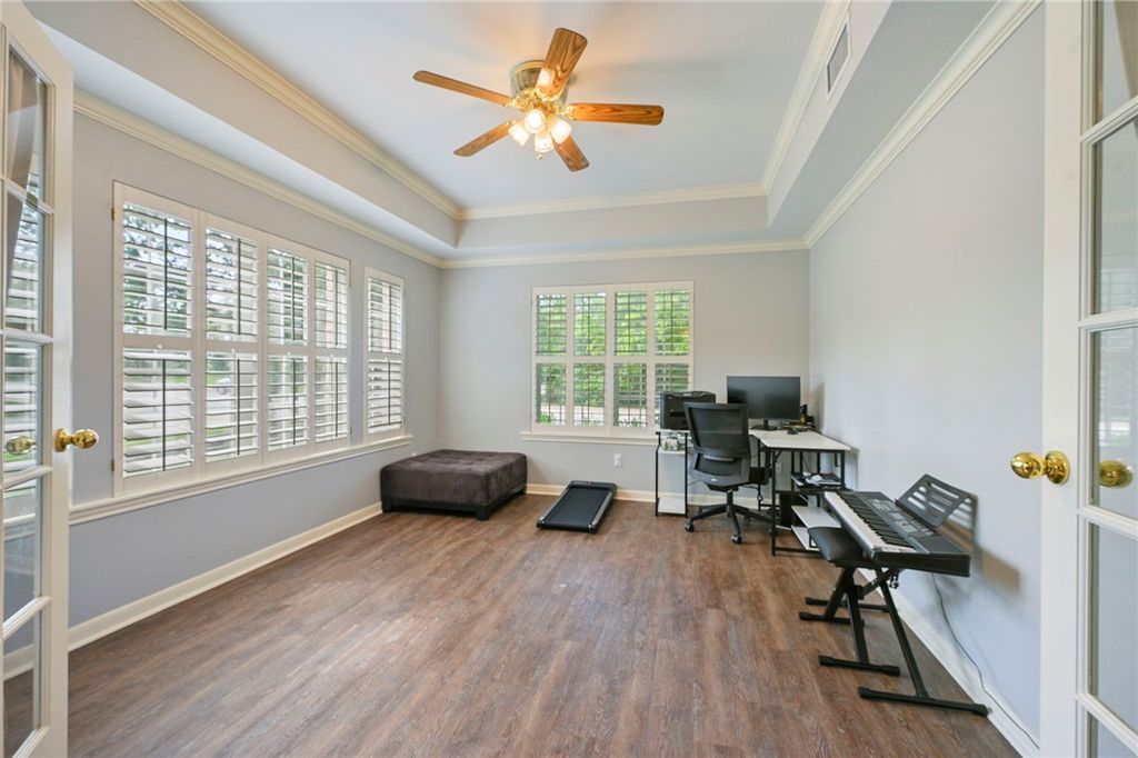 5601 Hampton Court, Bryan, TX 77802 — photo 5