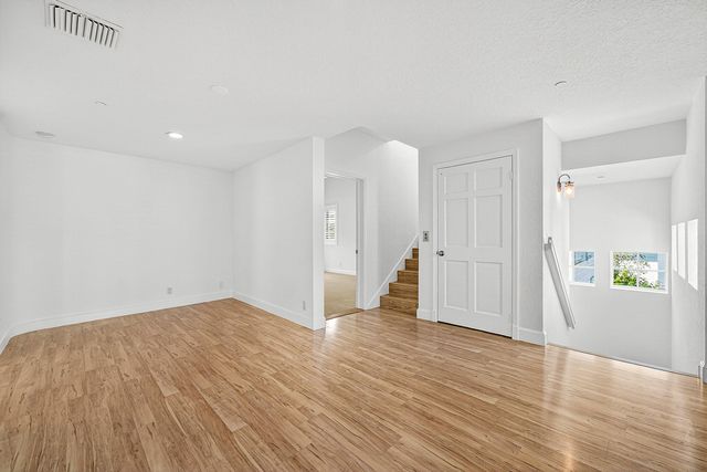 130 Jupiter Key Road, Jupiter, FL 33477