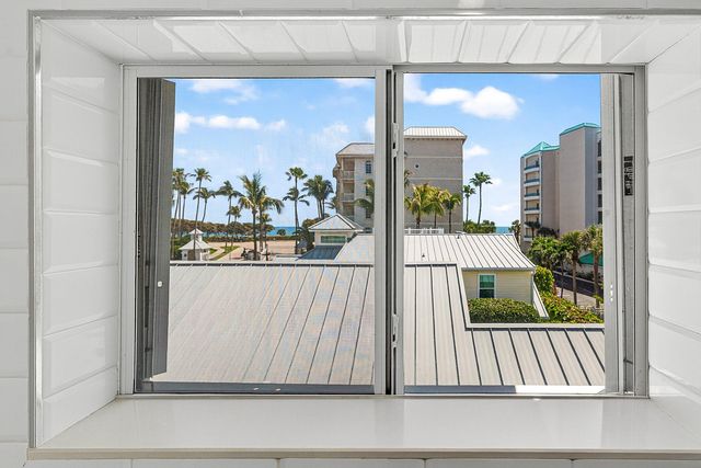 130 Jupiter Key Road, Jupiter, FL 33477