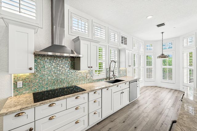 130 Jupiter Key Road, Jupiter, FL 33477