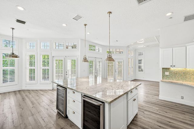 130 Jupiter Key Road, Jupiter, FL 33477