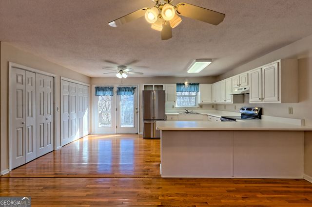 170 White Street, Dillard, GA 30537