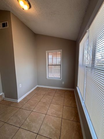 2229 WOODFIELD PARK RD, Memphis, TN 38134