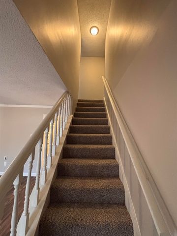 2229 WOODFIELD PARK RD, Memphis, TN 38134