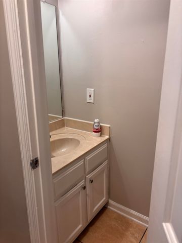 2229 WOODFIELD PARK RD, Memphis, TN 38134