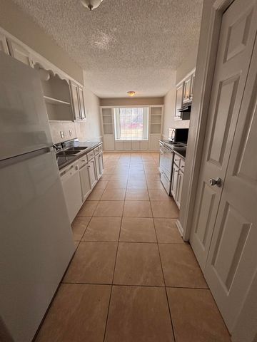 2229 WOODFIELD PARK RD, Memphis, TN 38134