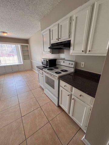 2229 WOODFIELD PARK RD, Memphis, TN 38134