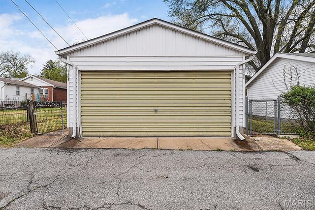 5404-5406 Robert Avenue, St Louis, MO 63109