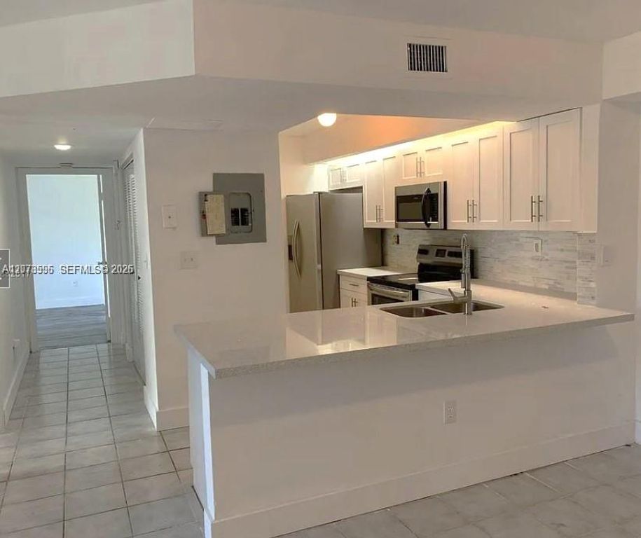 8670 SW 212th Street 105, Cutler Bay, FL 33189