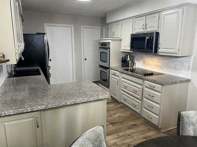 3009 Sheraton Drive, Plano, TX 75075