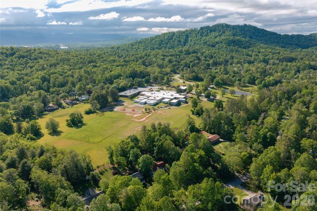 43 Tree Top Drive, Arden, NC 28704
