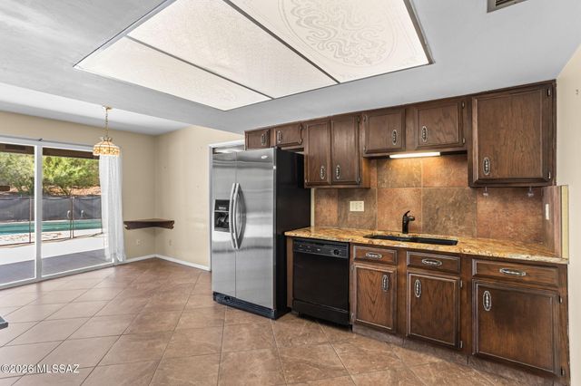 3630 N Pantano Road, Tucson, AZ 85750