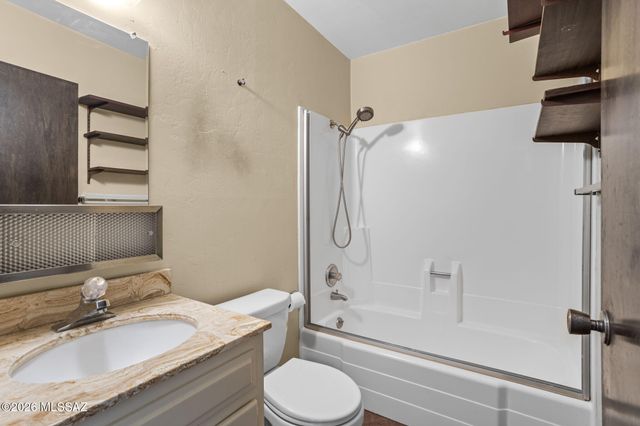 3630 N Pantano Road, Tucson, AZ 85750
