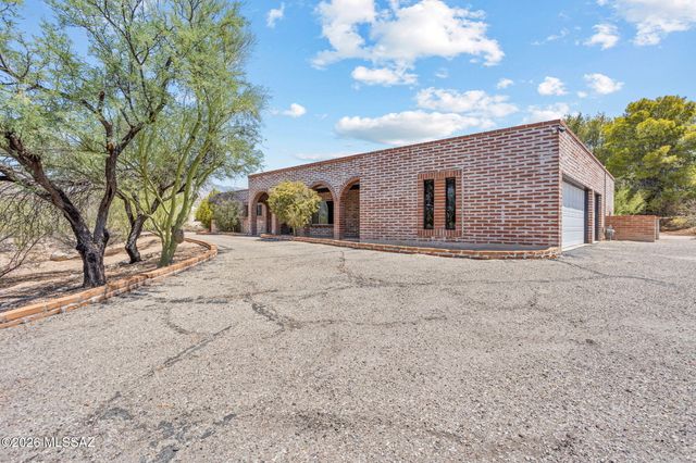3630 N Pantano Road, Tucson, AZ 85750