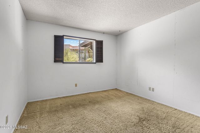 3630 N Pantano Road, Tucson, AZ 85750
