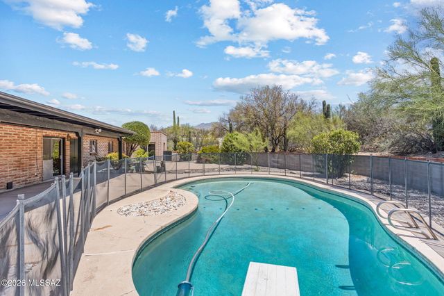 3630 N Pantano Road, Tucson, AZ 85750