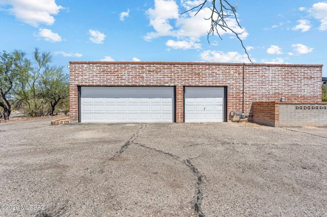 3630 N Pantano Road, Tucson, AZ 85750
