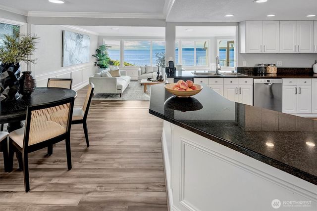8001 Talbot Road, Edmonds, WA 98026