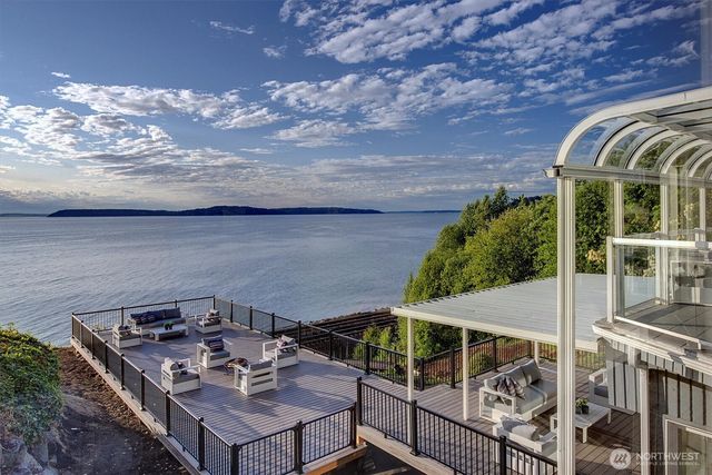 8001 Talbot Road, Edmonds, WA 98026