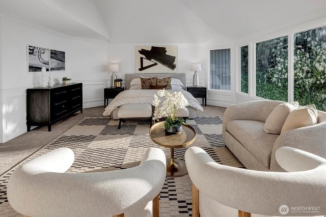 8001 Talbot Road, Edmonds, WA 98026